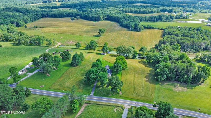1760 Highway 68, Crossville, TN 38555