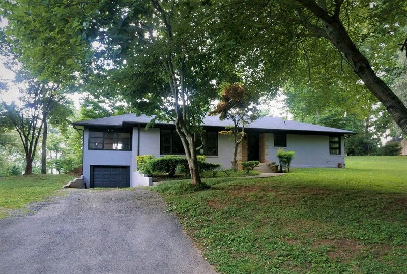 1763 Maury St, Alcoa, TN 37701