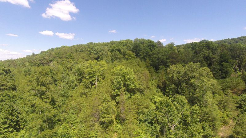 1767 Hughes Loop Rd, Maryville, TN 37803