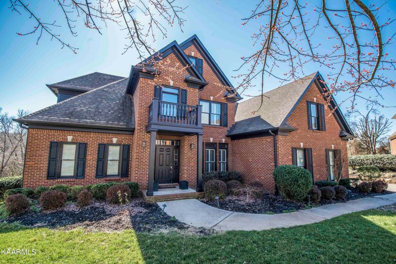 1768 Redgrave Rd, Knoxville, TN 37922