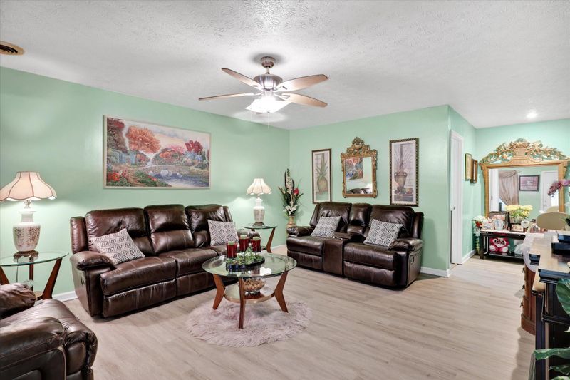 177 Cross Creek Rd, Maynardville, TN 37807