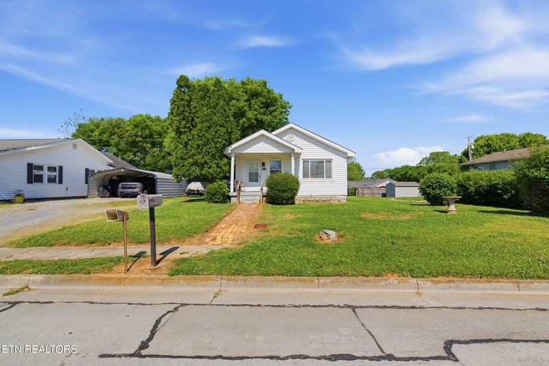 177 E Newton St, Alcoa, TN 37701