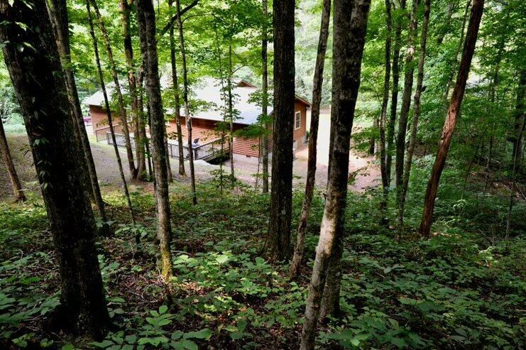 177 Fairview Farm Ln, Washburn, TN 37888