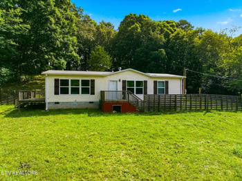 17735 Vonore Rd, Loudon, TN 37774
