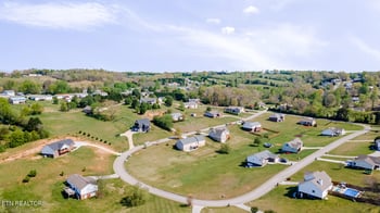 1774 Derby Downs Dr, Friendsville, TN 37737