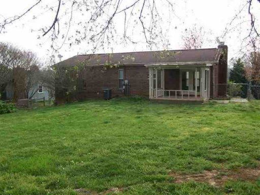 1775 P0nder Dr, Talbott, TN 37877