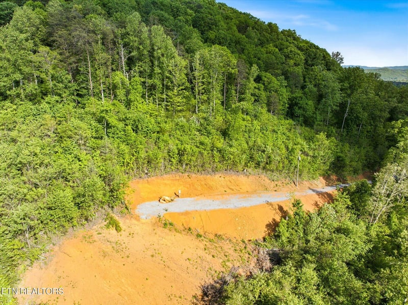 1776 Fairview Rd, Tellico Plains, TN 37385