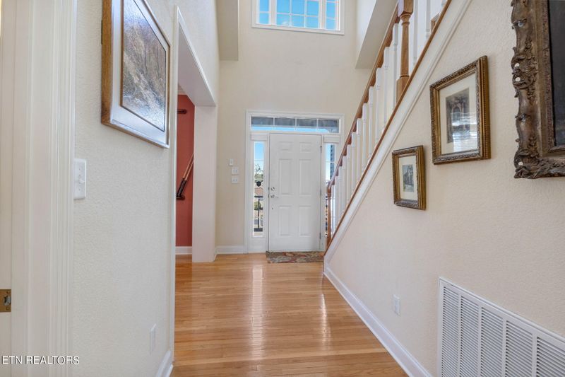 178 Chuniloti Way, Loudon, TN 37774