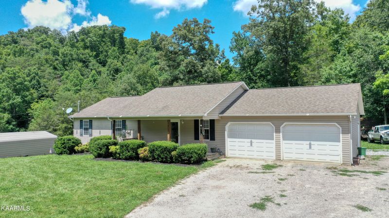 178 Gray Rd, Maynardville, TN 37807