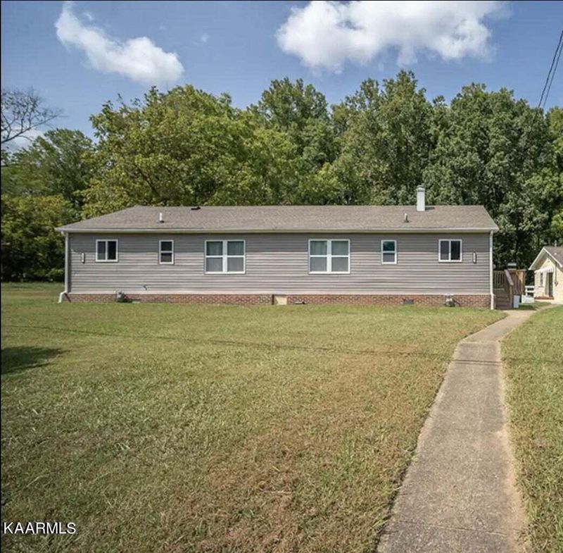 178 Hillside Rd, Oak Ridge, TN 37830