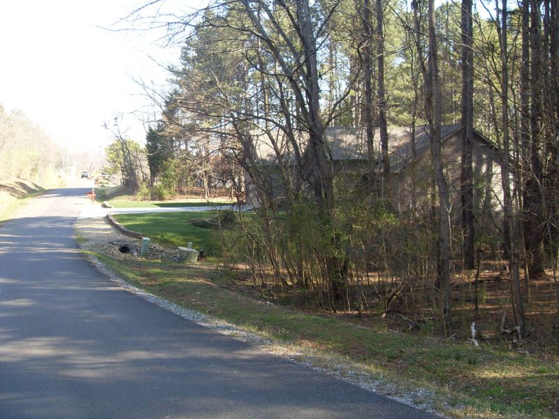 178 Inagehi Way, Loudon, TN 37774