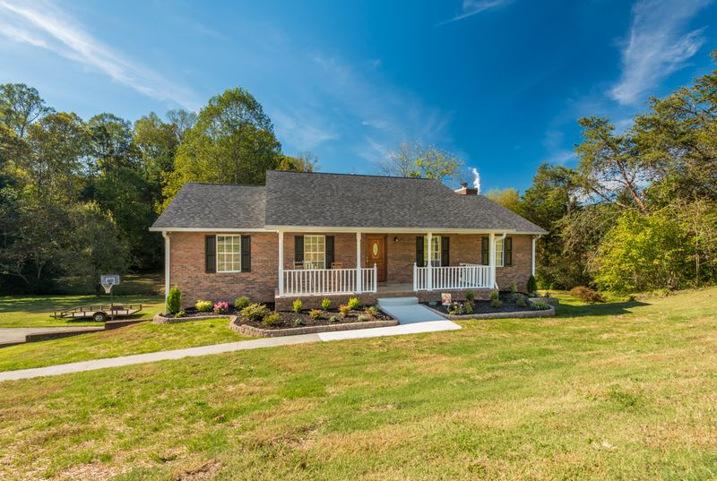 178 Jones Ln, Clinton, TN 37716
