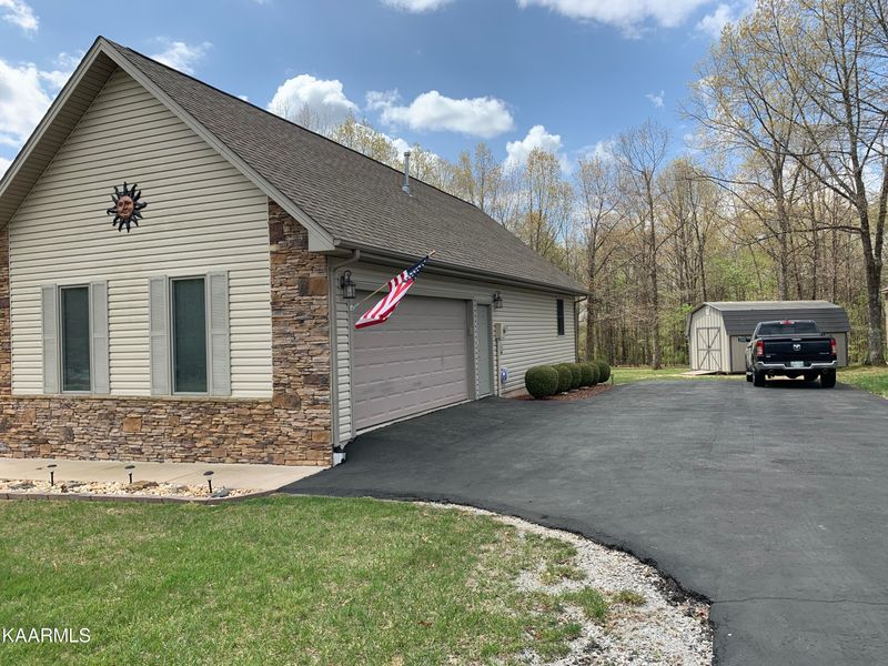 178 Stonecrest Loop, Crossville, TN 38571
