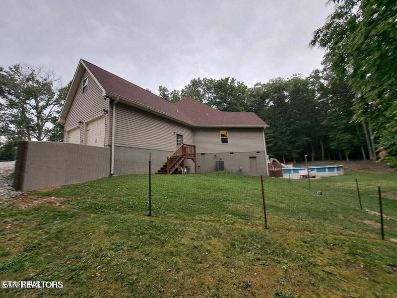 178 Woods Hill Rd, Helenwood, TN 37755