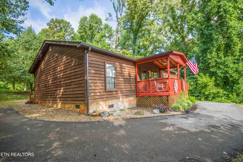 1781 Indian Ln, Sevierville, TN 37876