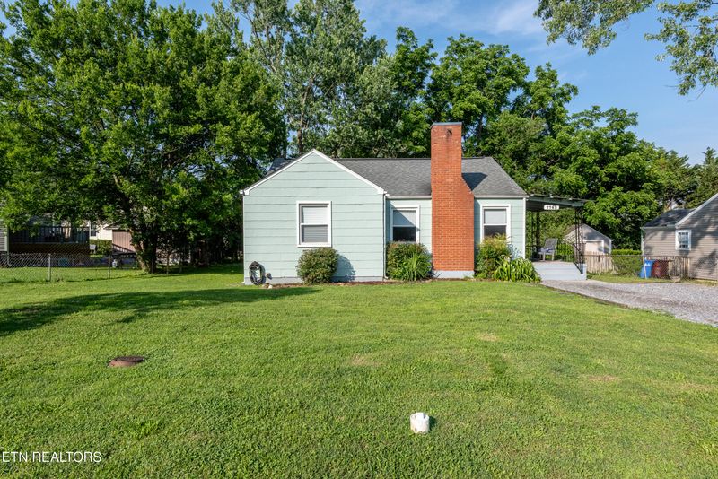 1782 Dalton St, Alcoa, TN 37701