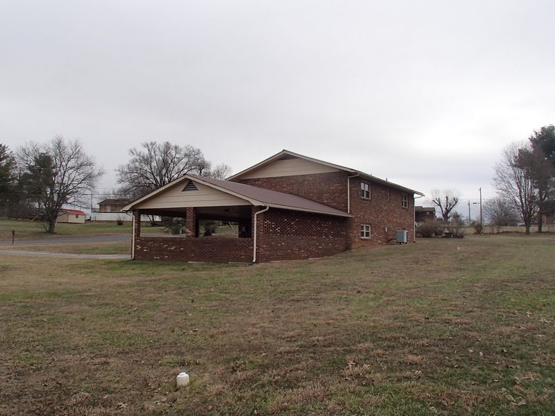 1783 Fairfax Cir, Morristown, TN 37814