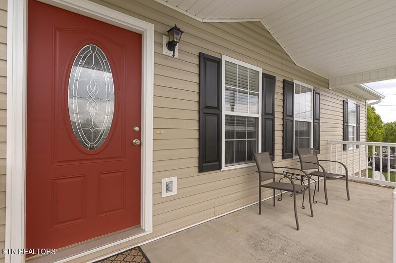 1784 Butterfly Ct, Whitesburg, TN 37891