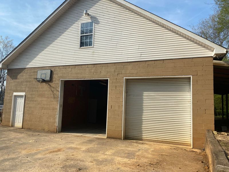 17887 Martel Rd, Lenoir City, TN 37772