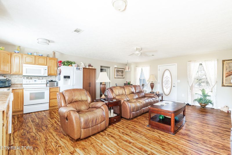 1789 Dinkins Rd, Seymour, TN 37865