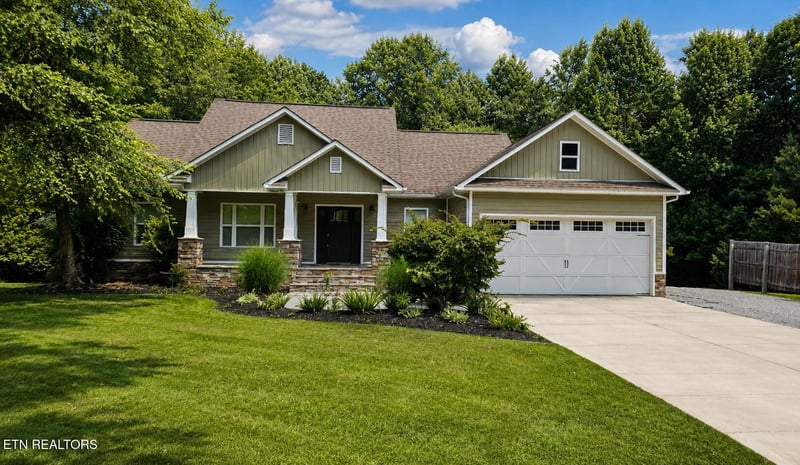 179 Champ West Rd, Helenwood, TN 37755