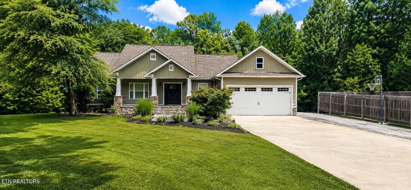 179 Champ West Rd, Helenwood, TN 37755