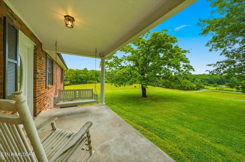 179 County Road 212, Athens, TN 37303