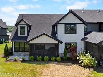 179 Island Cir, Loudon, TN 37774