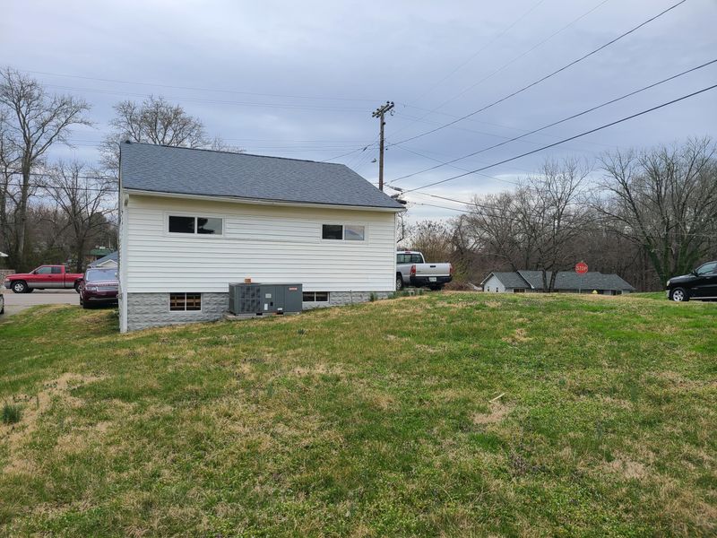 179 Johnson Rd, Oak Ridge, TN 37830