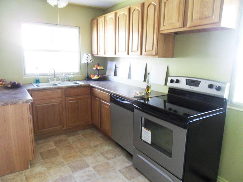 179 Outer Dr, Oak Ridge, TN 37830