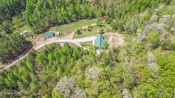 179 Proffitt Ln, Oliver Springs, TN 37840
