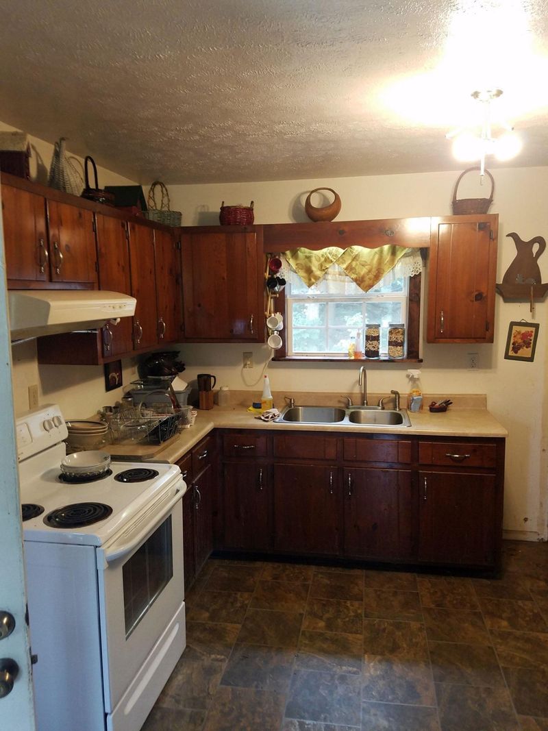 1795 Rocky Springs Rd, Bean Station, TN 37708