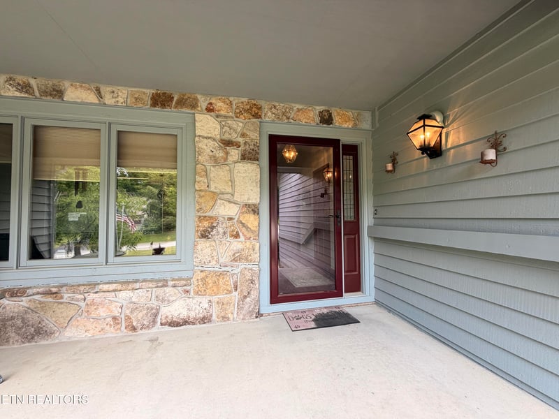18 Heather Glen Dr, Fairfield Glade, TN 38558