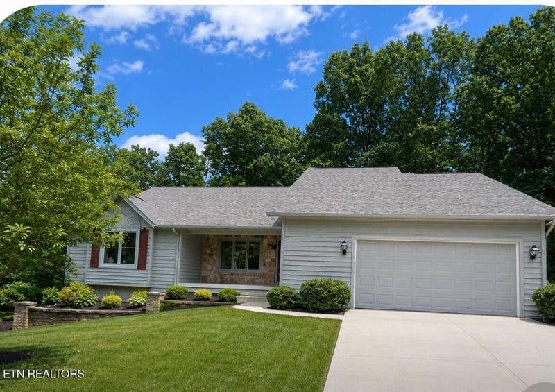18 Heather Glen Dr, Fairfield Glade, TN 38558