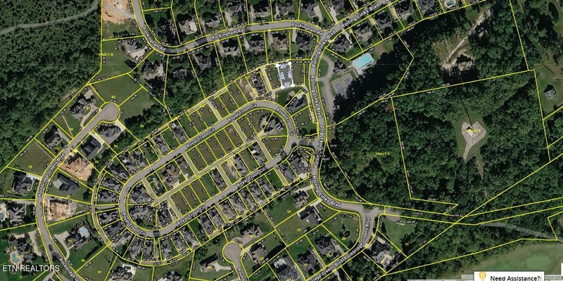 18 Royal Troon Cir, Oak Ridge, TN 37830