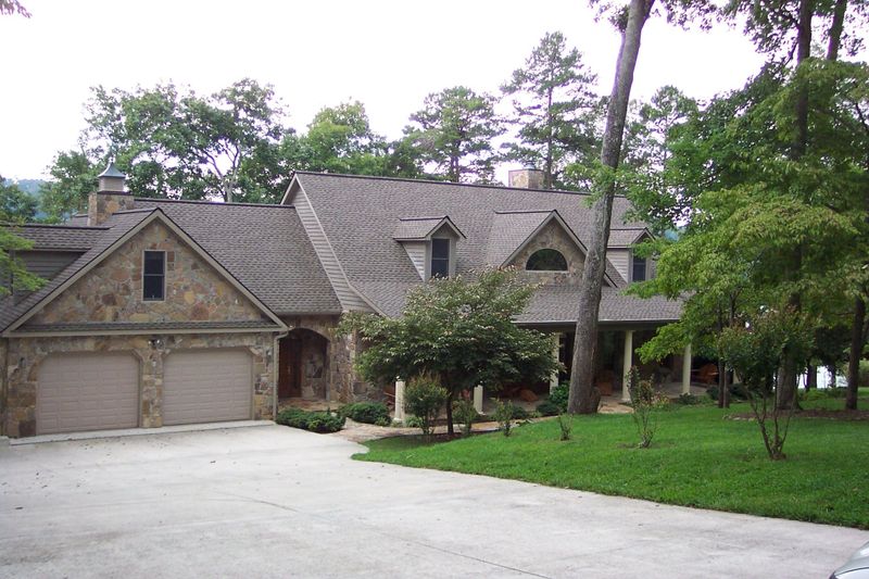180 Cedar Creek Point, Lafollette, TN 37766