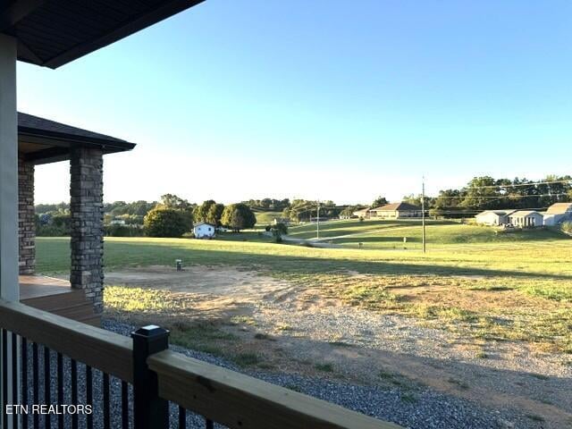 180 County Line Rd, Dandridge, TN 37725