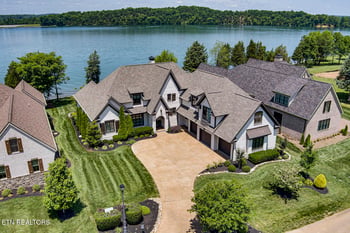 180 Edgewater Way, Lenoir City, TN 37772