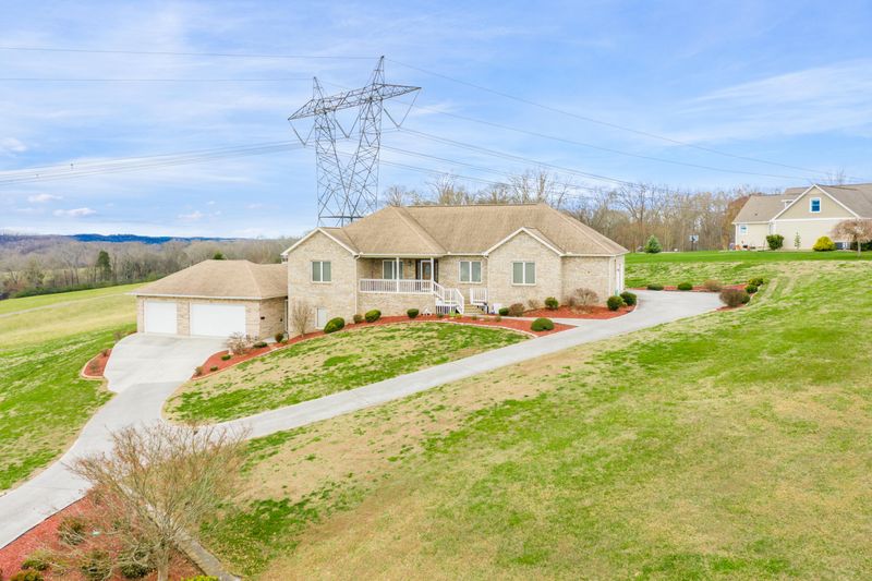 180 Hillview Ln, Loudon, TN 37774