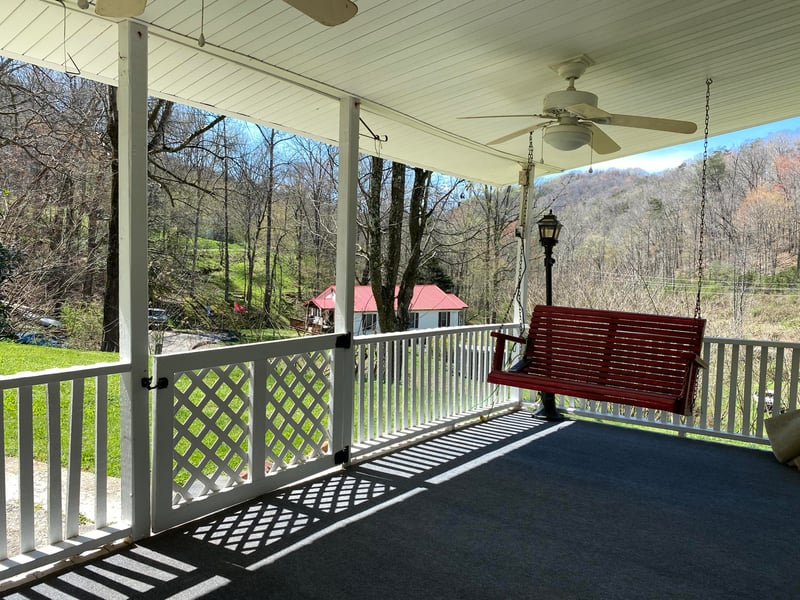 180 Lee Phillips Rd, Briceville, TN 37710