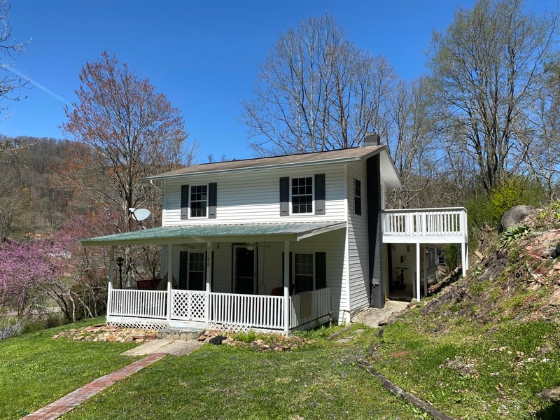 180 Lee Phillips Rd, Briceville, TN 37710