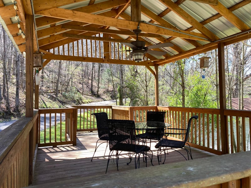 180 Lee Phillips Rd, Briceville, TN 37710