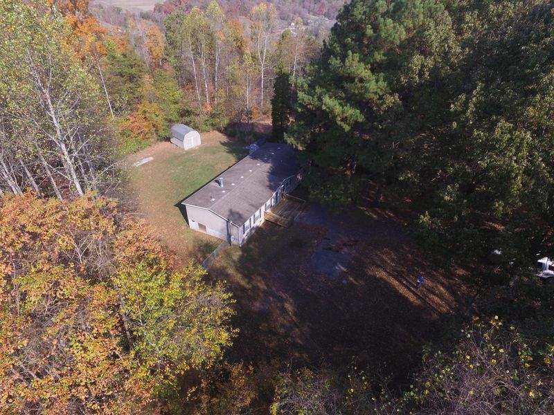 180 Moore Rd, Powell, TN 37849