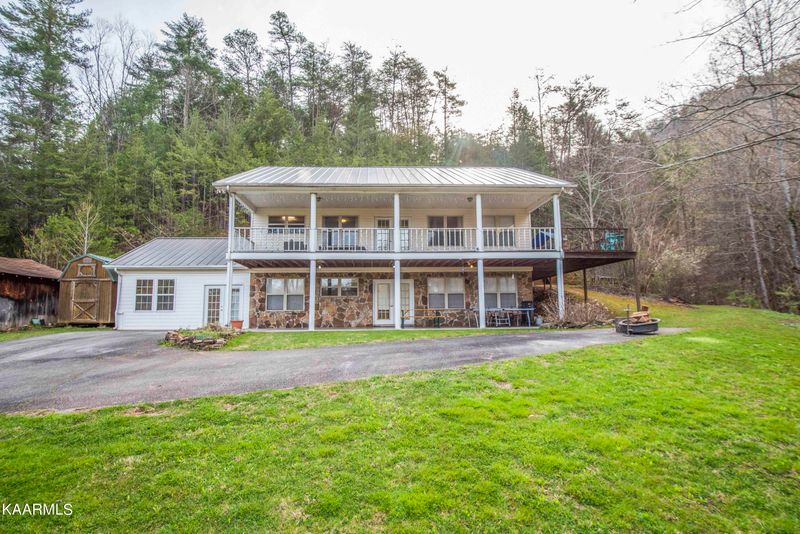 180 Williamsburg Rd, Vonore, TN 37885