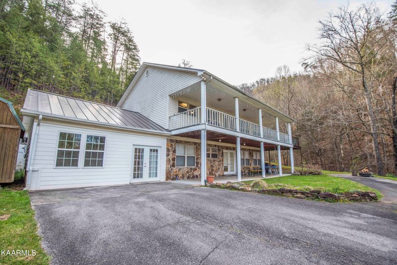 180 Williamsburg Rd, Vonore, TN 37885