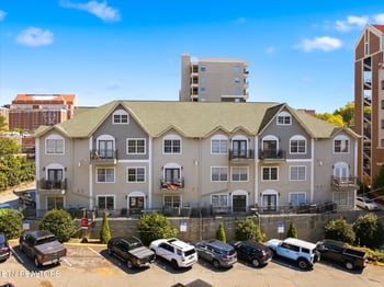 1801 Lake Ave #107, Knoxville, TN 37916