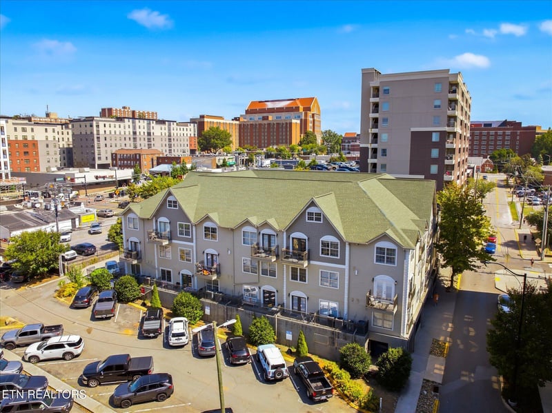 1801 Lake Ave #107, Knoxville, TN 37916