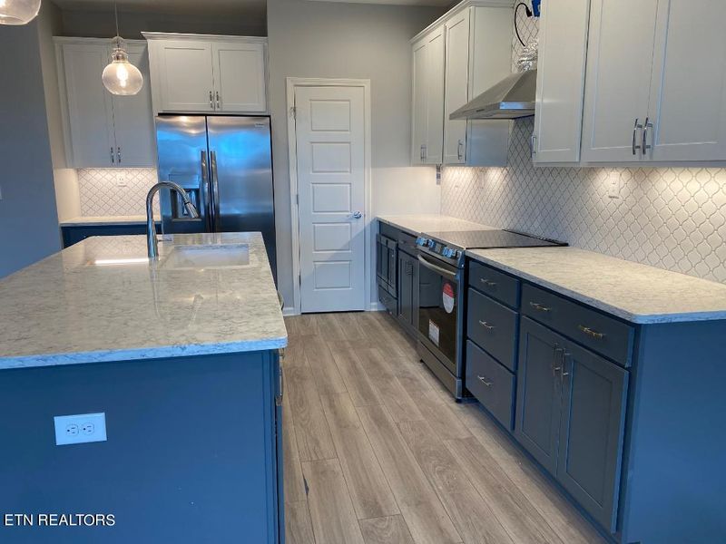 1801 Silver Chapel Dr, Knoxville, TN 37932