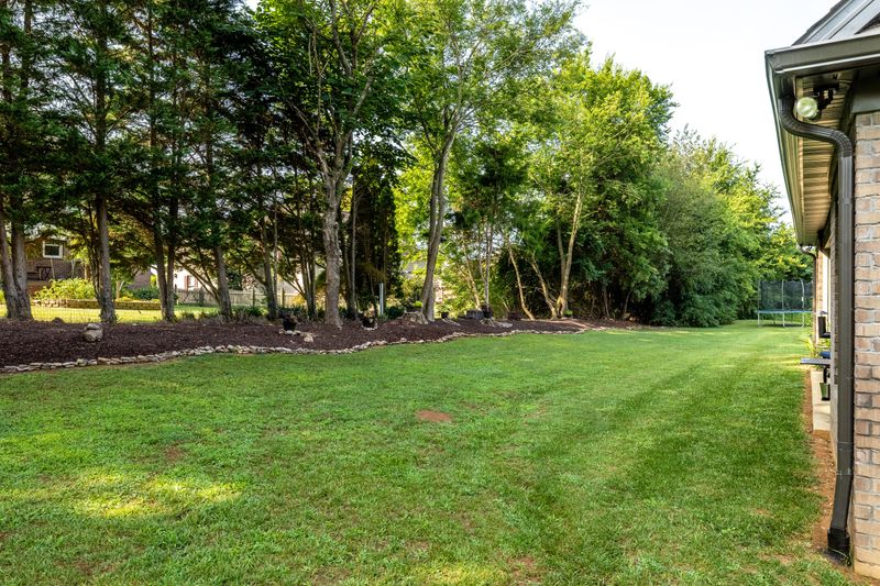 1802 Clingman View Dr, Alcoa, TN 37701