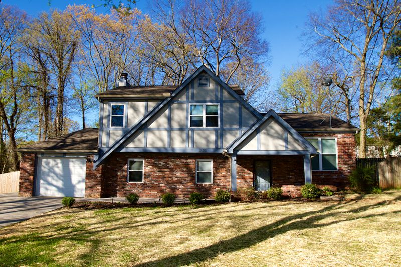 1803 Devonwood Ct, Knoxville, TN 37922